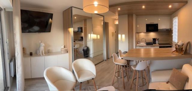 "Magnifique 2 Pieces " 150M Plages Et 500M Centre De Cabourg Exteriör bild